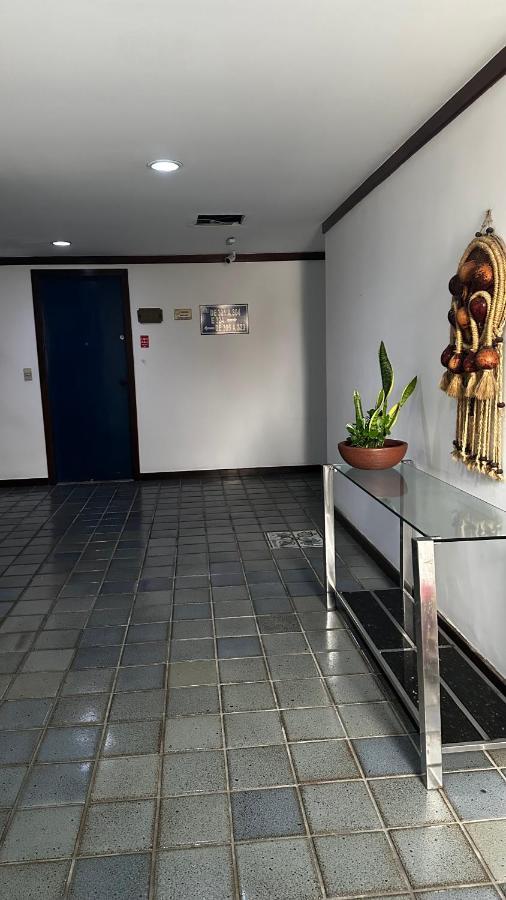Apartamento Inteiro Frente Ao Mar De Ondina Сальвадор Экстерьер фото